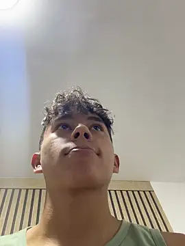 Snapshot of Angel_esteban_fx chatting on February 13, 10:22 am Angel esteban fx online show from February 13, 10:22 am