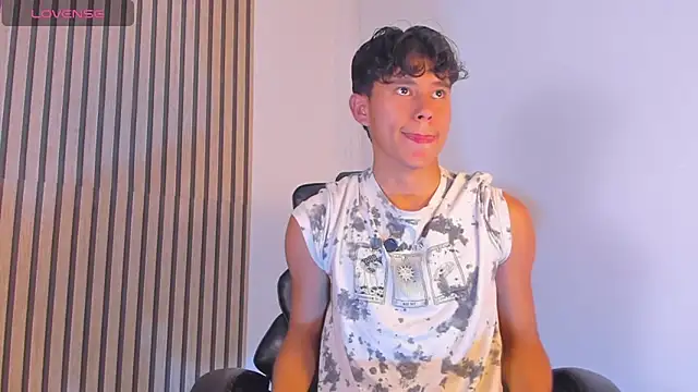 Angel esteban fx online show from May 8, 8:36 pm