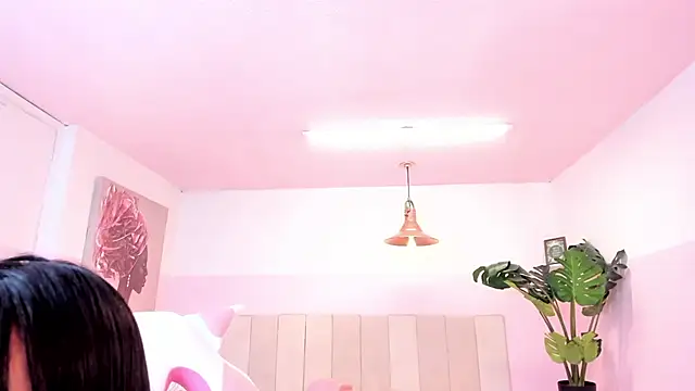 Red lady online show from January 23, 3:58 am