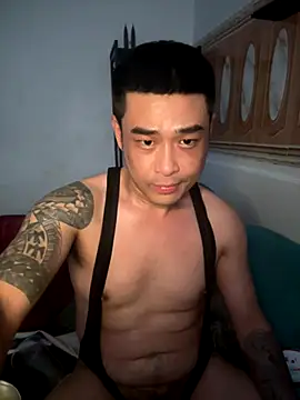 Snapshot of Asianhif chatting on November 19, 3:28 am Asianhif online show from November 19, 3:28 am