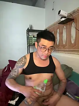 Snapshot of Asianhif chatting on November 27, 3:19 am Asianhif online show from November 27, 3:19 am