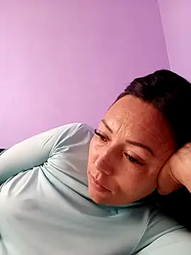 Snapshot of Laura_martin_ chatting on March 8, 5:33 pm Laura martin online show from March 8, 5:33 pm