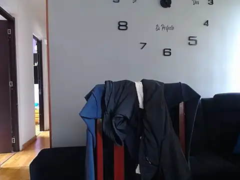 Snapshot of Laura_martin_ chatting on September 10, 3:56 pm Laura martin online show from September 10, 3:56 pm