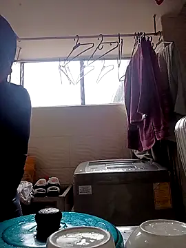 Laura martin  online show from March 17, 12:52 pm