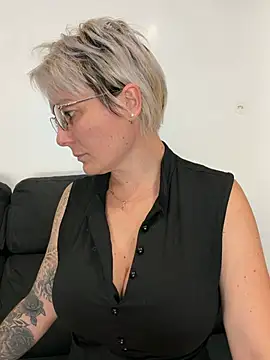 marinella07 online show from June 26, 7:35 am
