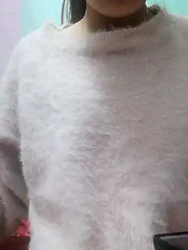 -Almira- online show from December 1, 7:25 pm