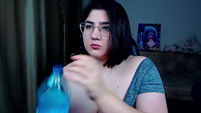 Snapshot of Crazy_Bunya chatting on December 16, 1:43 pm Crazy Bunya online show from December 16, 1:43 pm