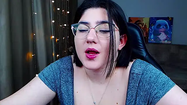 Snapshot of Crazy_Bunya chatting on January 6, 2:03 pm Crazy Bunya online show from January 6, 2:03 pm