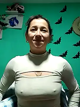 emilypoppy3 online show from January 15, 5:26 pm