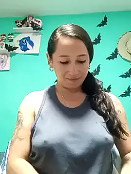 emilypoppy3 online show from January 29, 1:37 am