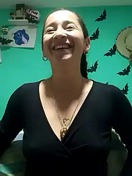 emilypoppy3 online show from February 13, 8:03 pm