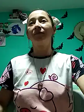 emilypoppy3 online show from February 17, 1:10 pm