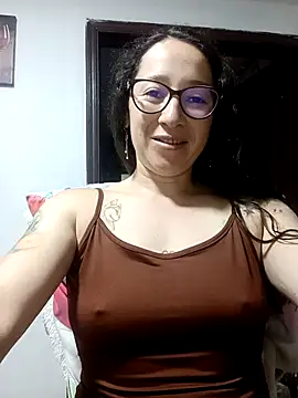 emilypoppy3 online show from September 22, 9:28 pm