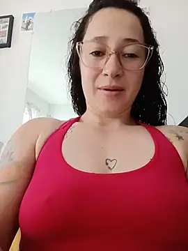 emilypoppy3 online show from May 24, 12:43 pm