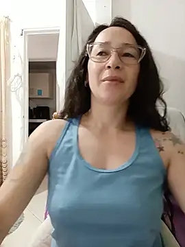 emilypoppy3 online show from July 21, 7:27 pm