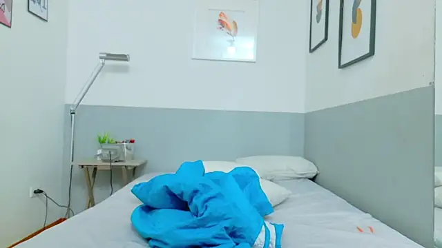 daddys little princesss online show from October 12, 11:42 am