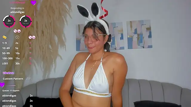 Sabba sajjad online show from February 15, 6:23 pm