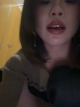 Snapshot of Game_yoyo chatting on March 17, 1:08 pm Game yoyo online show from March 17, 1:08 pm