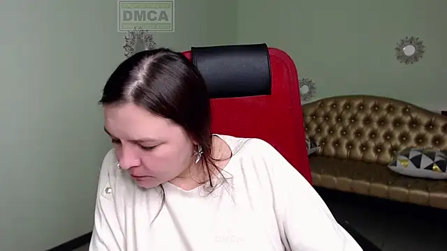 Lily flower7 online show from March 10, 3:45 am