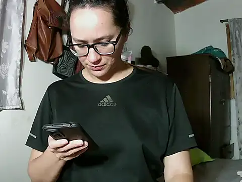 Snapshot of brittanycheeks chatting on October 8, 1:47 am brittanycheeks online show from October 8, 1:47 am
