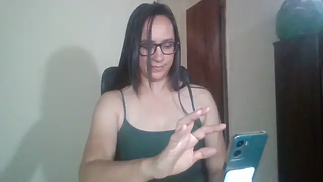 brittanycheeks online show from May 7, 8:14 pm