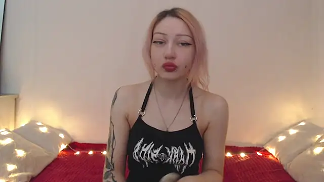 Emily hardcore online show from June 4, 9:21 pm
