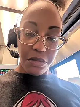 samone9 online show from February 20, 7:47 pm