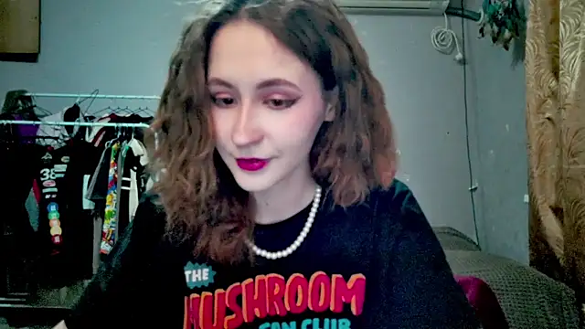 JoannaTompson online show from September 15, 7:25 pm