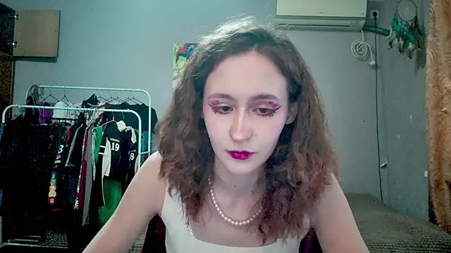 JoannaTompson online show from September 18, 3:08 am