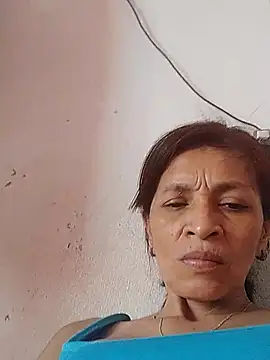 Snapshot of soltrinidad chatting on November 25, 4:51 pm soltrinidad online show from November 25, 4:51 pm