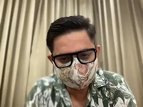 slavekinky001 online show from July 16, 6:47 pm