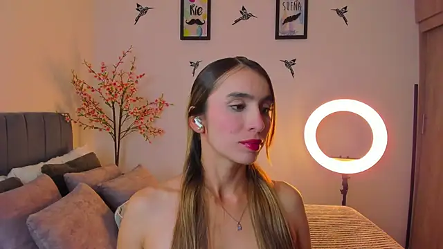 im sarah34 online show from December 18, 6:53 am