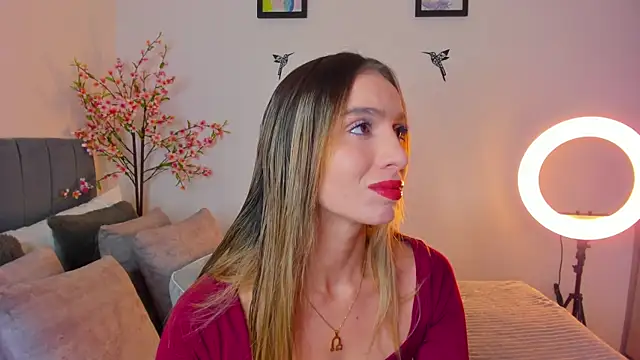 im sarah34 online show from December 28, 3:58 am