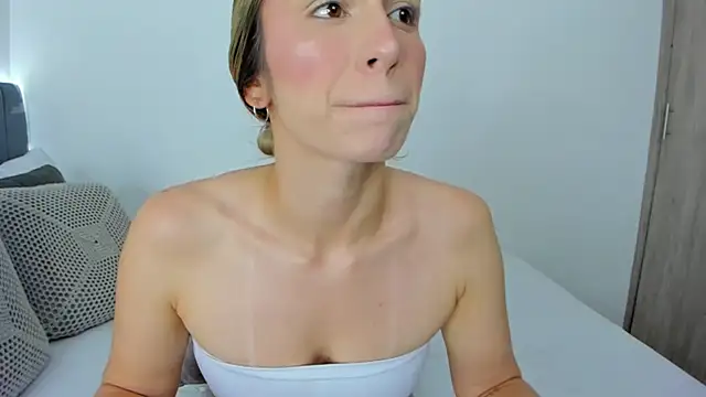 im sarah34 online show from July 15, 4:01 pm