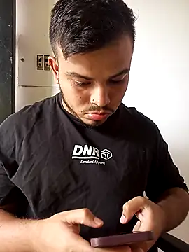 Snapshot of Naughty_Charly chatting on March 14, 9:10 pm Naughty Charly online show from March 14, 9:10 pm