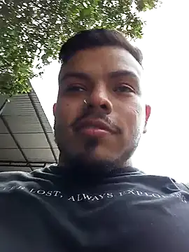 Snapshot of Naughty_Charly chatting on March 17, 3:07 pm Naughty Charly online show from March 17, 3:07 pm