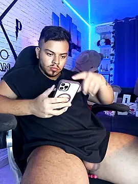 Snapshot of Naughty_Charly chatting on March 21, 8:08 pm Naughty Charly online show from March 21, 8:08 pm