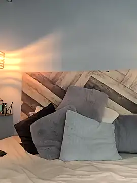 Snapshot of EmmilyBrant chatting on December 31, 9:50 pm EmmilyBrant online show from December 31, 9:50 pm