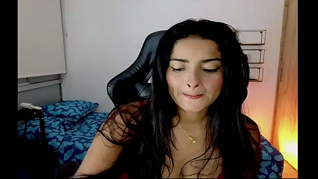 Yues050600 online show from May 22, 1:13 am
