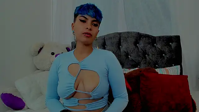 Snapshot of ivanna_rivera chatting on January 9, 6:15 pm ivanna rivera online show from January 9, 6:15 pm