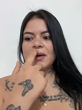 Snapshot of ivanna_rivera chatting on February 7, 2:15 pm ivanna rivera online show from February 7, 2:15 pm