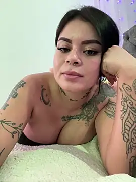 Snapshot of ivanna_rivera chatting on March 5, 7:49 pm ivanna rivera online show from March 5, 7:49 pm