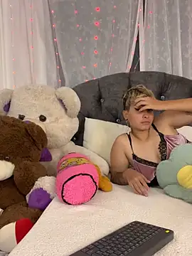 Snapshot of ivanna_rivera chatting on September 23, 7:50 pm ivanna rivera online show from September 23, 7:50 pm