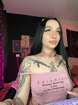 Snapshot of Molly__Moon chatting on February 21, 7:23 am Molly Moon online show from February 21, 7:23 am
