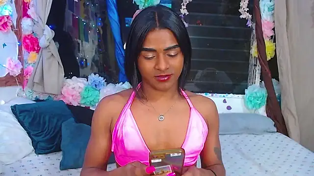 Snapshot of Karly_coffe chatting on February 22, 7:45 am Karly coffe online show from February 22, 7:45 am