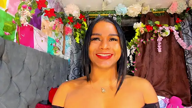 Snapshot of Karly_coffe chatting on July 28, 9:26 am Karly coffe online show from July 28, 9:26 am