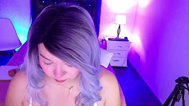 Snapshot of Cuckold_lover69 chatting on February 28, 8:39 pm Cuckold lover69 online show from February 28, 8:39 pm