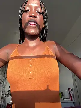 Snapshot of Fanclubbbbb chatting on February 25, 4:24 am Fanclubbbbb online show from February 25, 4:24 am