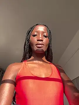 Snapshot of Fanclubbbbb chatting on February 28, 4:43 am Fanclubbbbb online show from February 28, 4:43 am