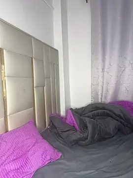 Snapshot of Fanclubbbbb chatting on March 18, 11:42 pm Fanclubbbbb online show from March 18, 11:42 pm